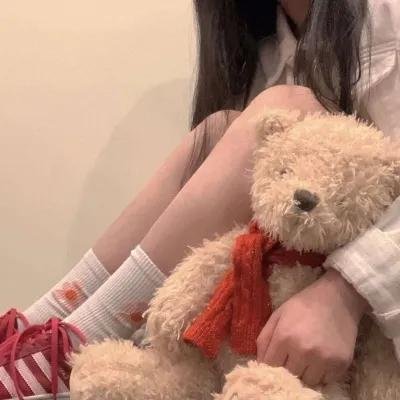 彩鸾春色 海报